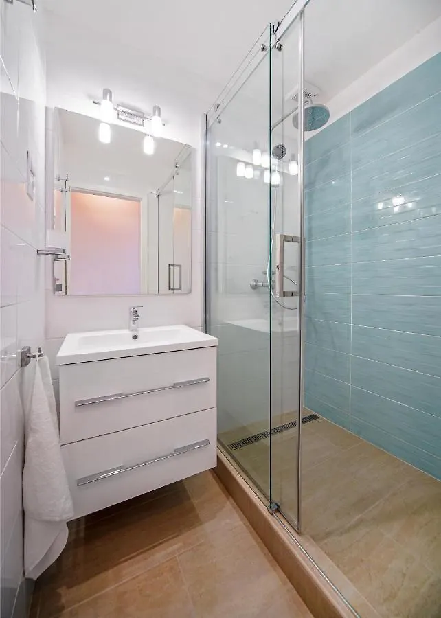شقة Illy Apartman إغير
